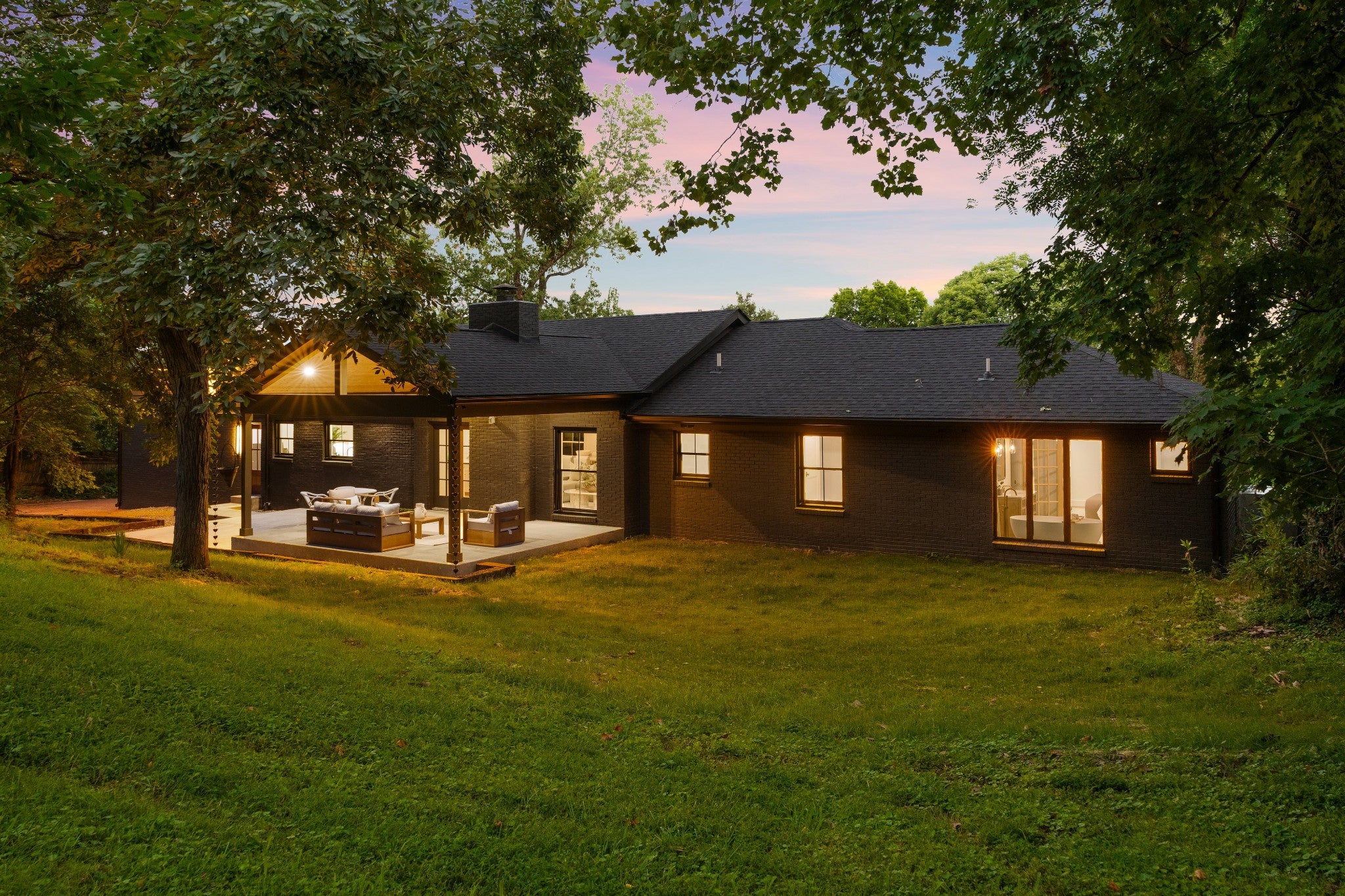 836 Forest Hills Dr