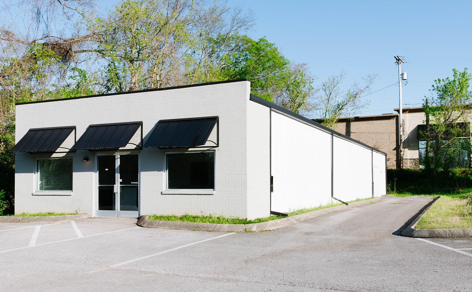 2037 Fort Campbell Blvd