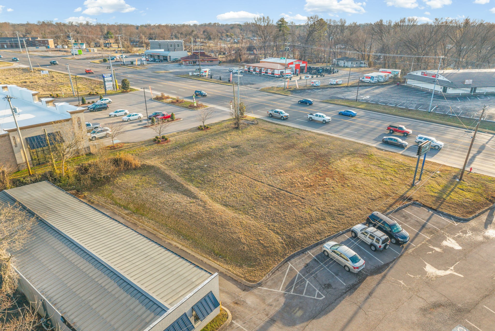 2037 Fort Campbell Blvd