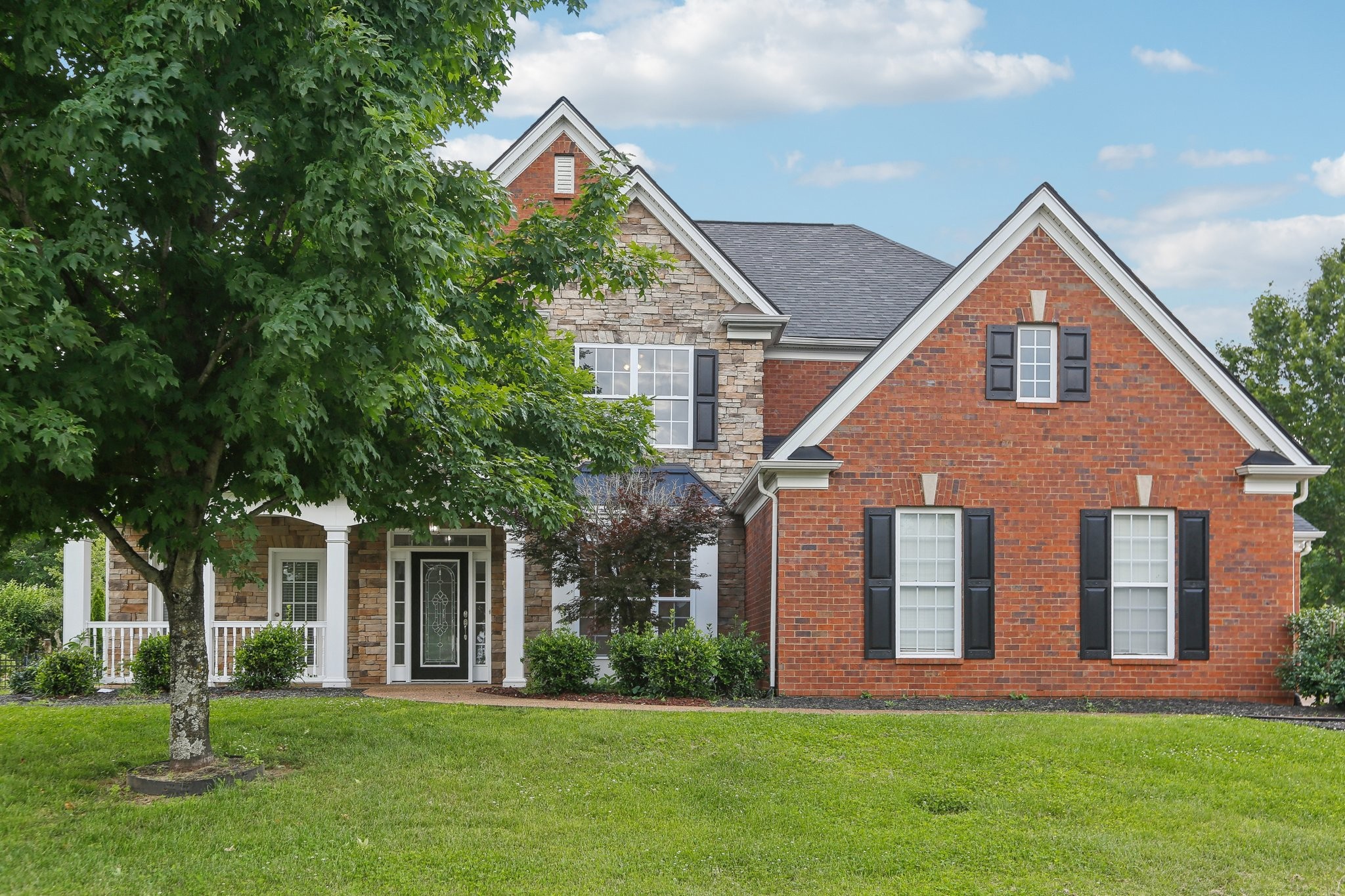 102 Oglethorpe Ave
