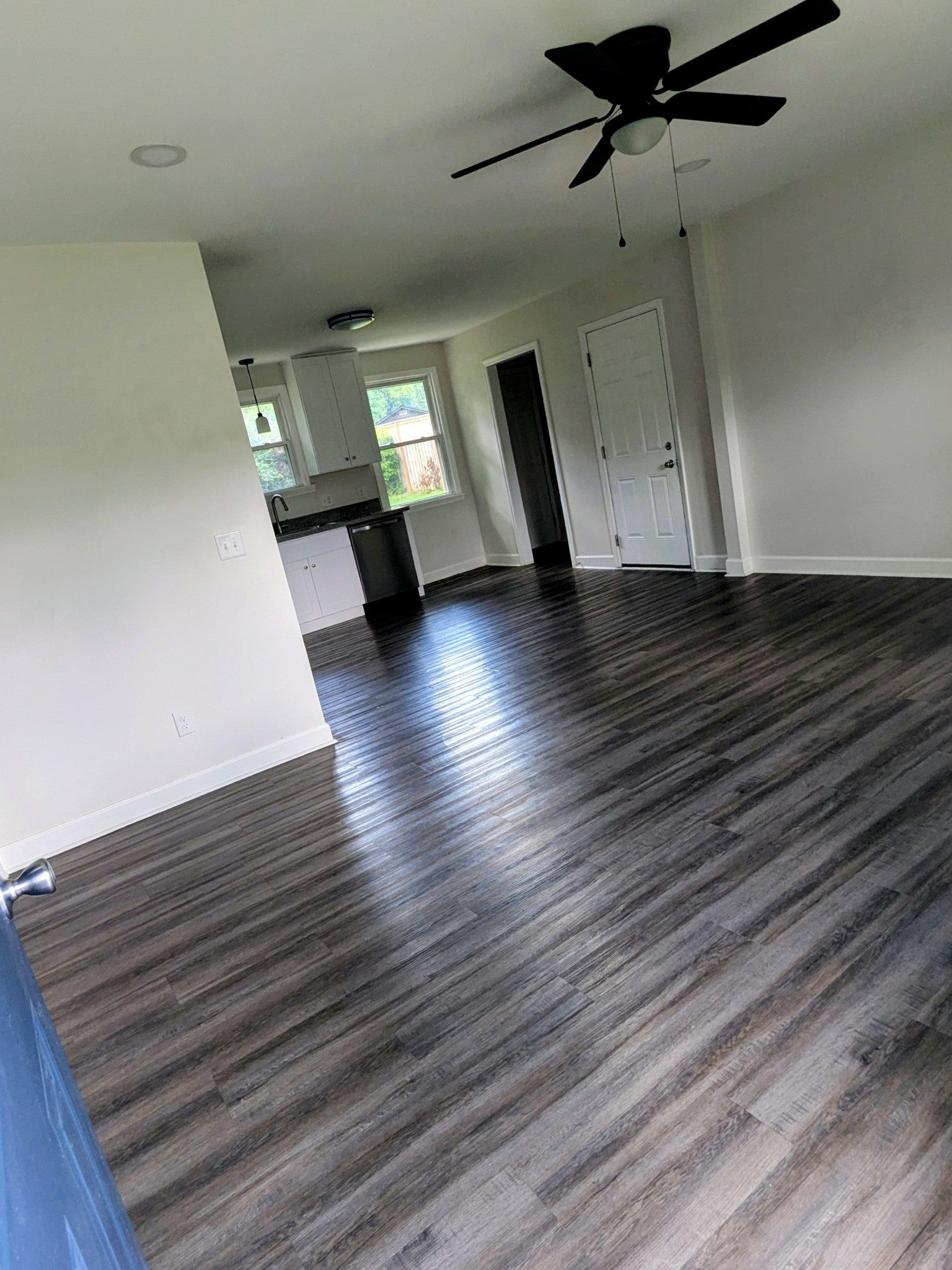 940 Colfax Dr