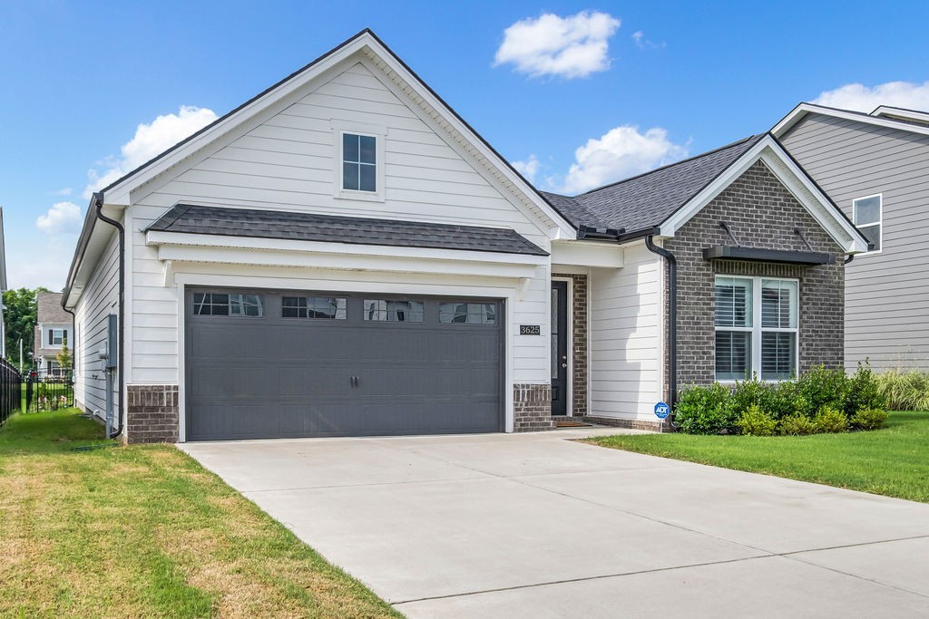 3625 Shady Forest Dr