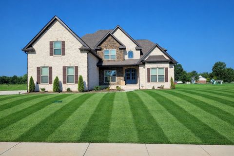 1917 Rhonda Dr Christiana TN 37037