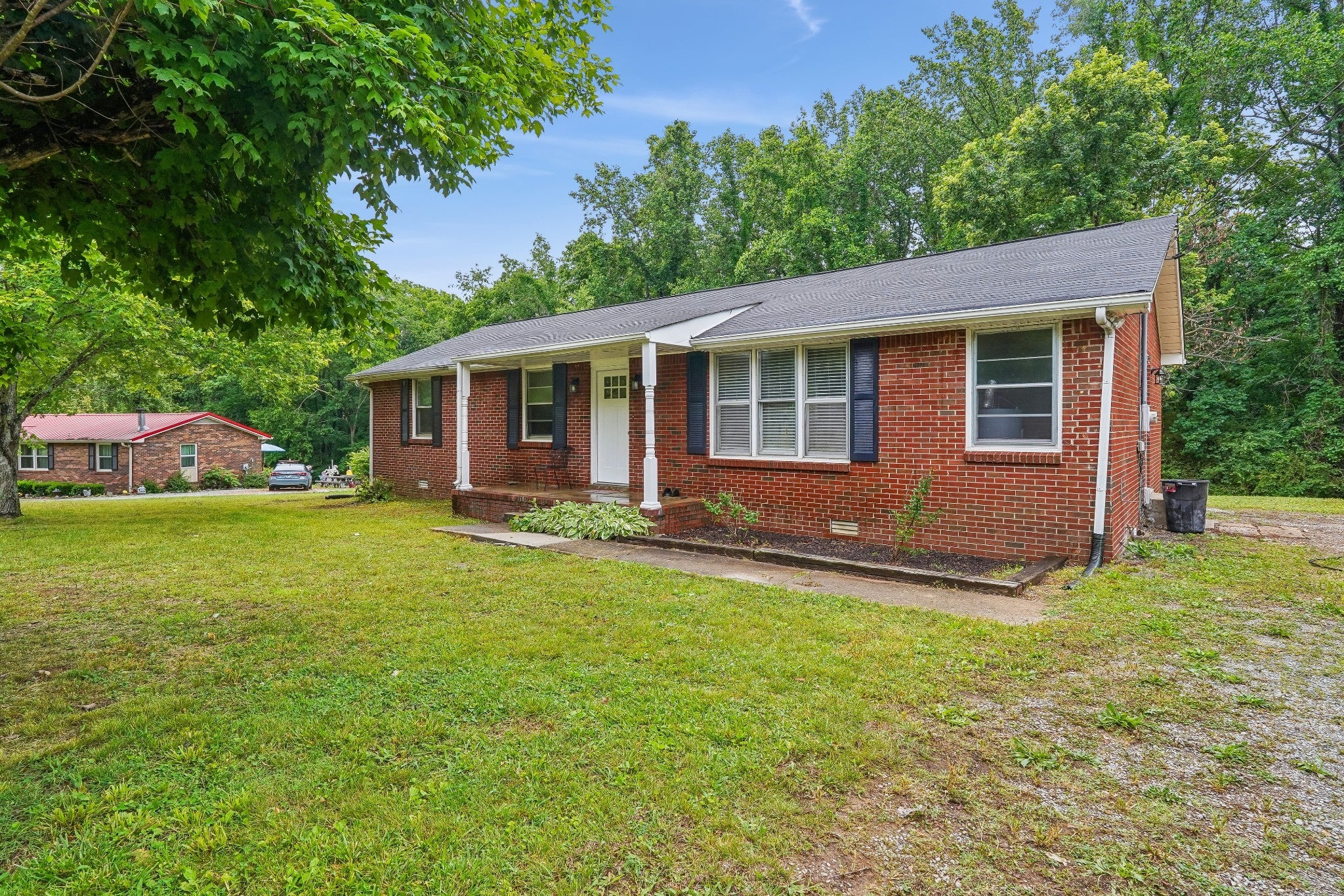 744 Scoutview Rd - Photo 2