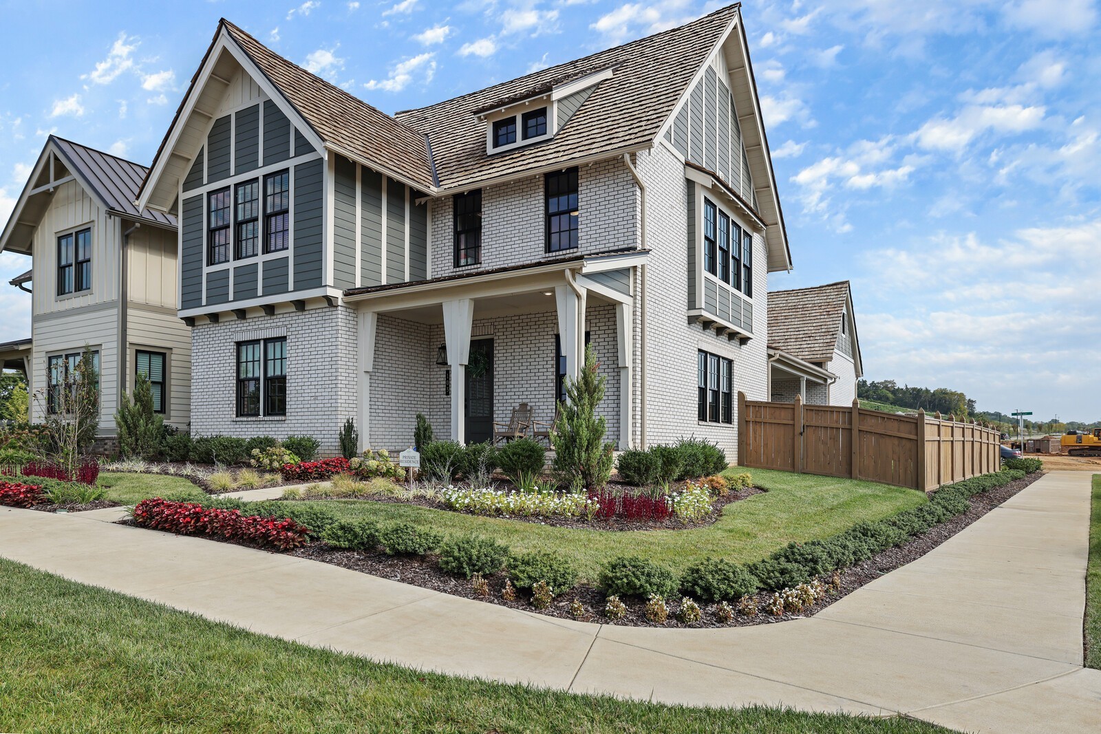 103 Saddlewalk Dr