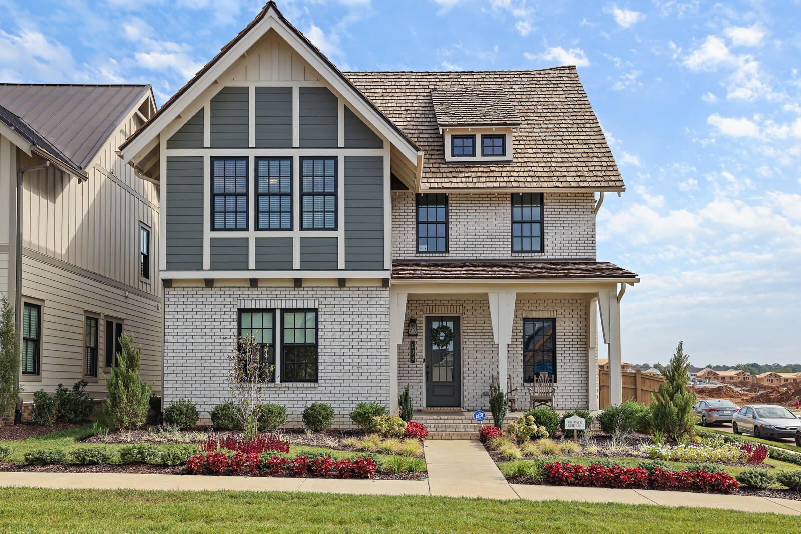 103 Saddlewalk Dr