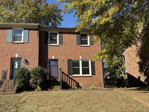 208 Woodmaker Ct Nashville TN 37214