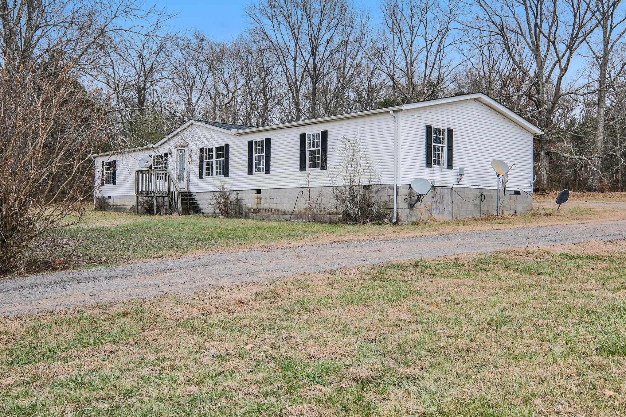 4052 Hill Rd