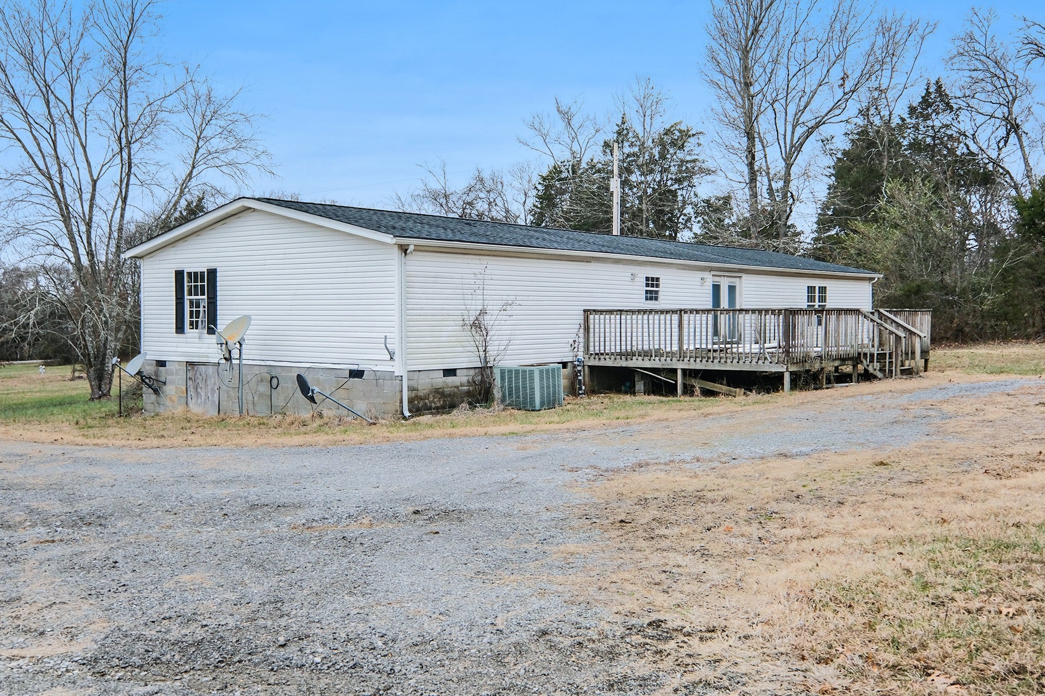 4052 Hill Rd