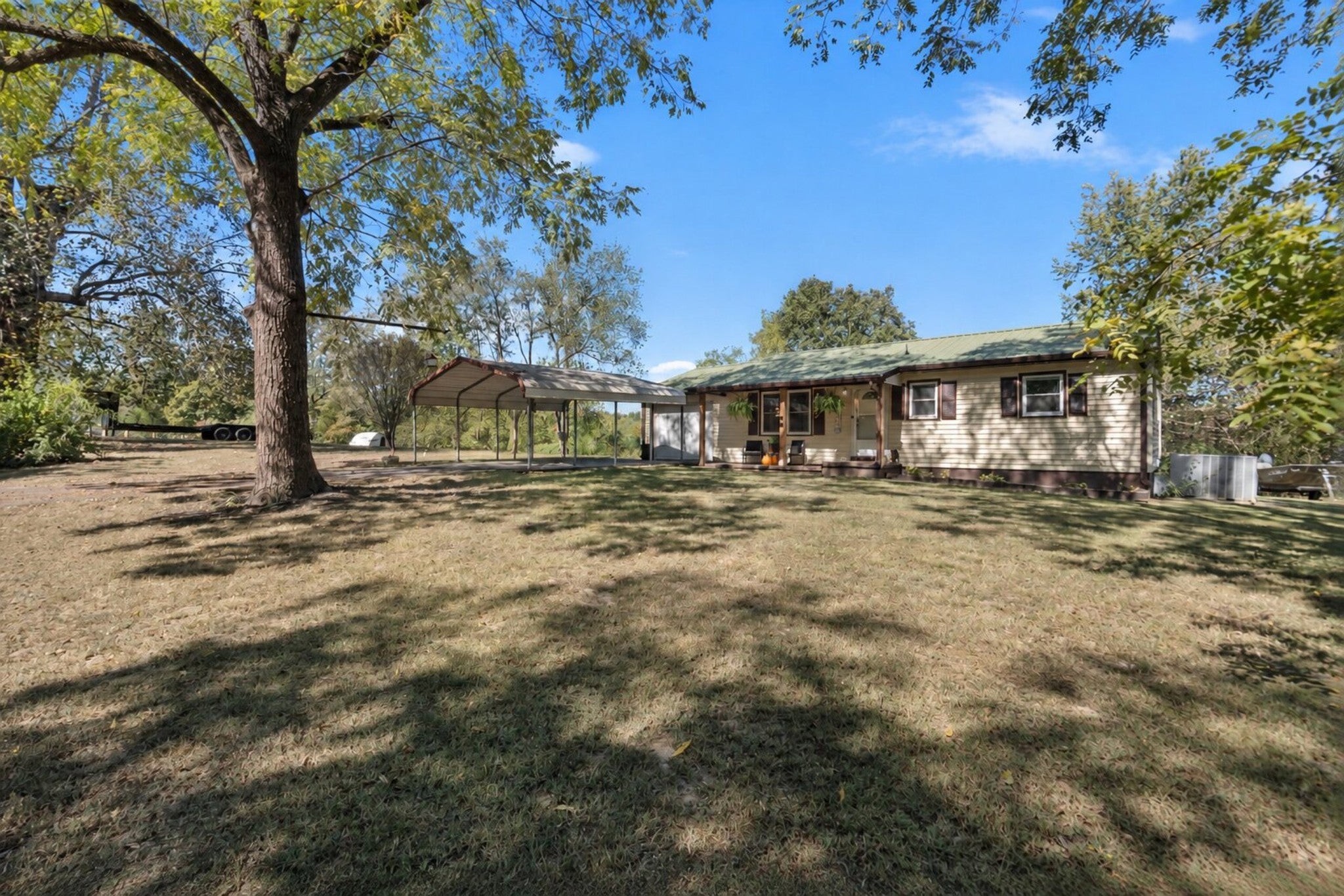3125 Green Hill Dr