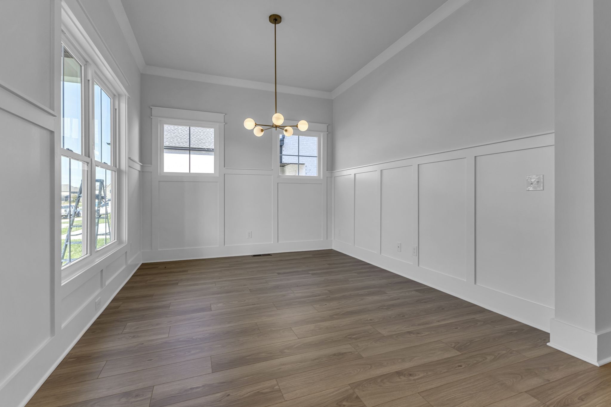 2621 Colleen Dr
