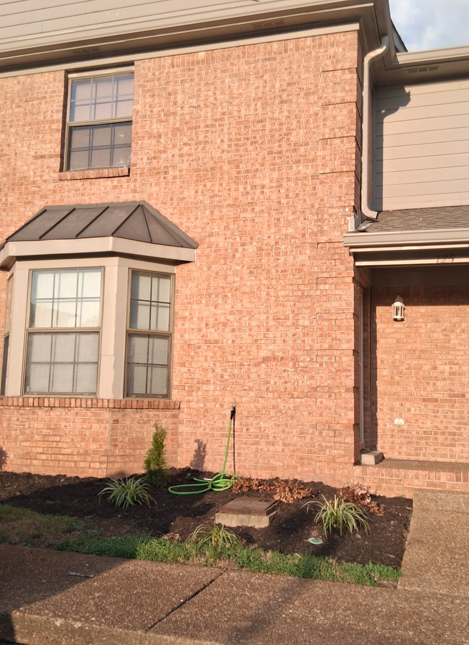 125 Ellington Pl