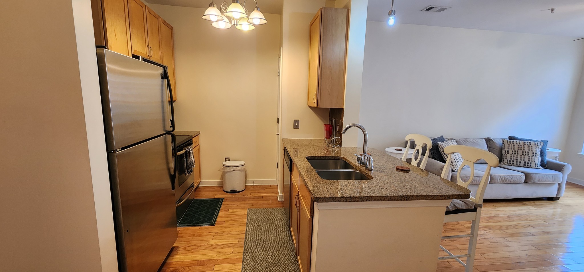 3000 Vanderbilt Pl 222