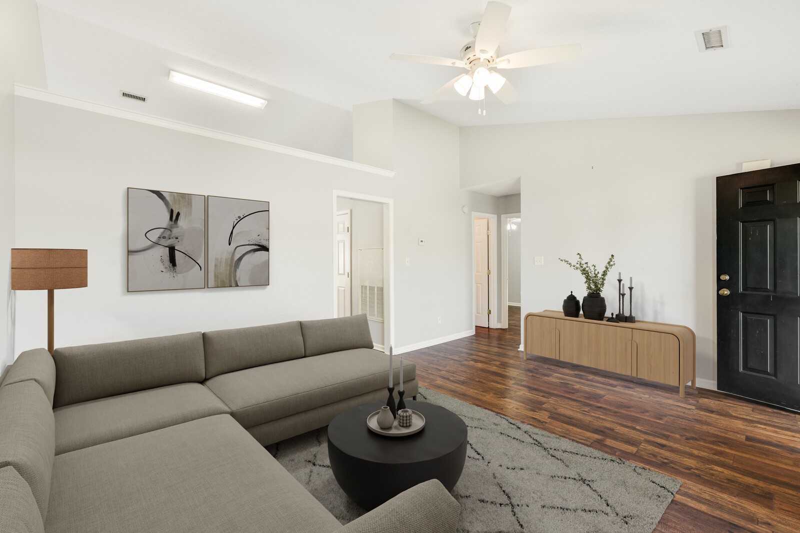 608 Seaford Ct
