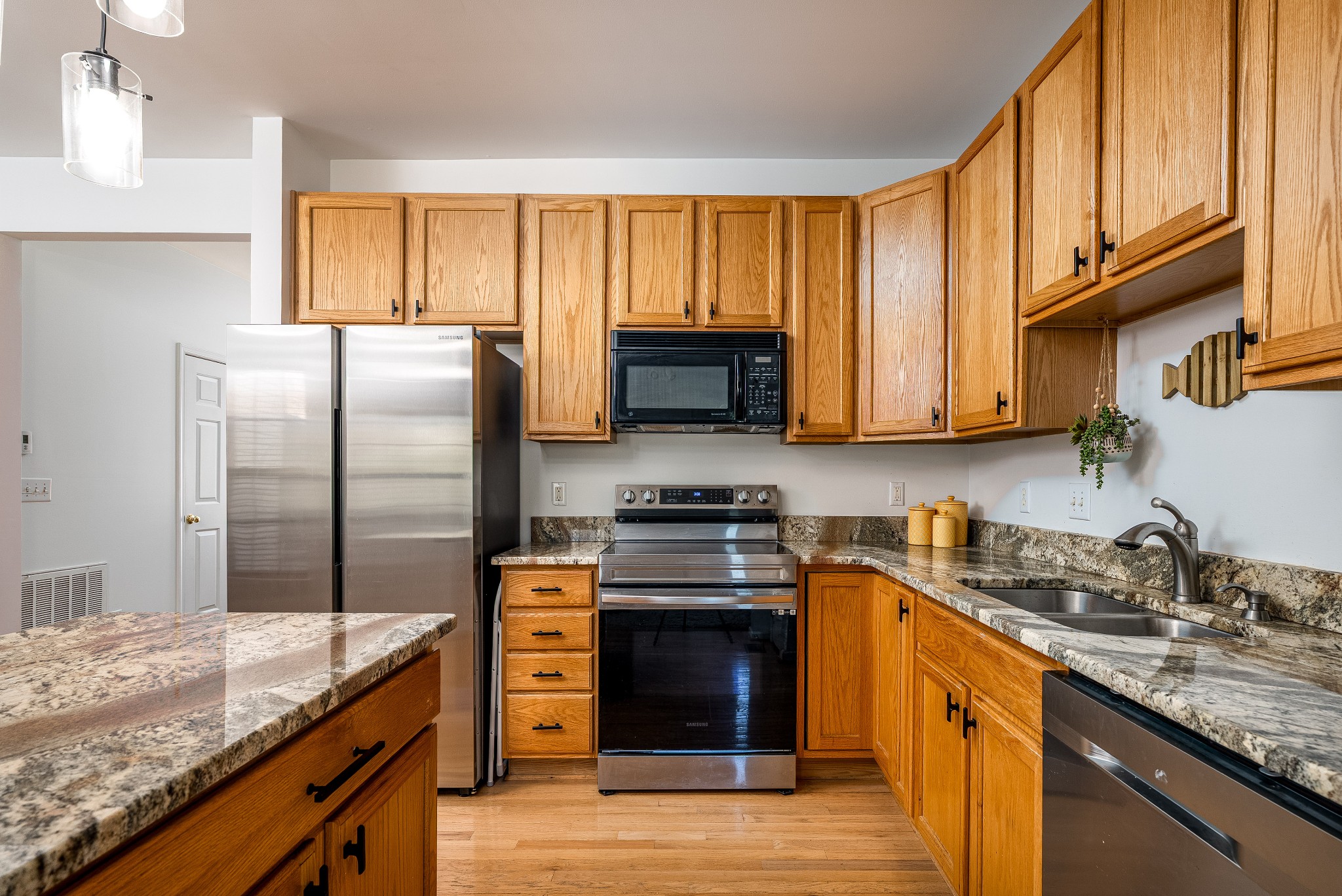 722 Huffine Manor Cir, Franklin TN 37067 2-bed condo, photo 16 of 30