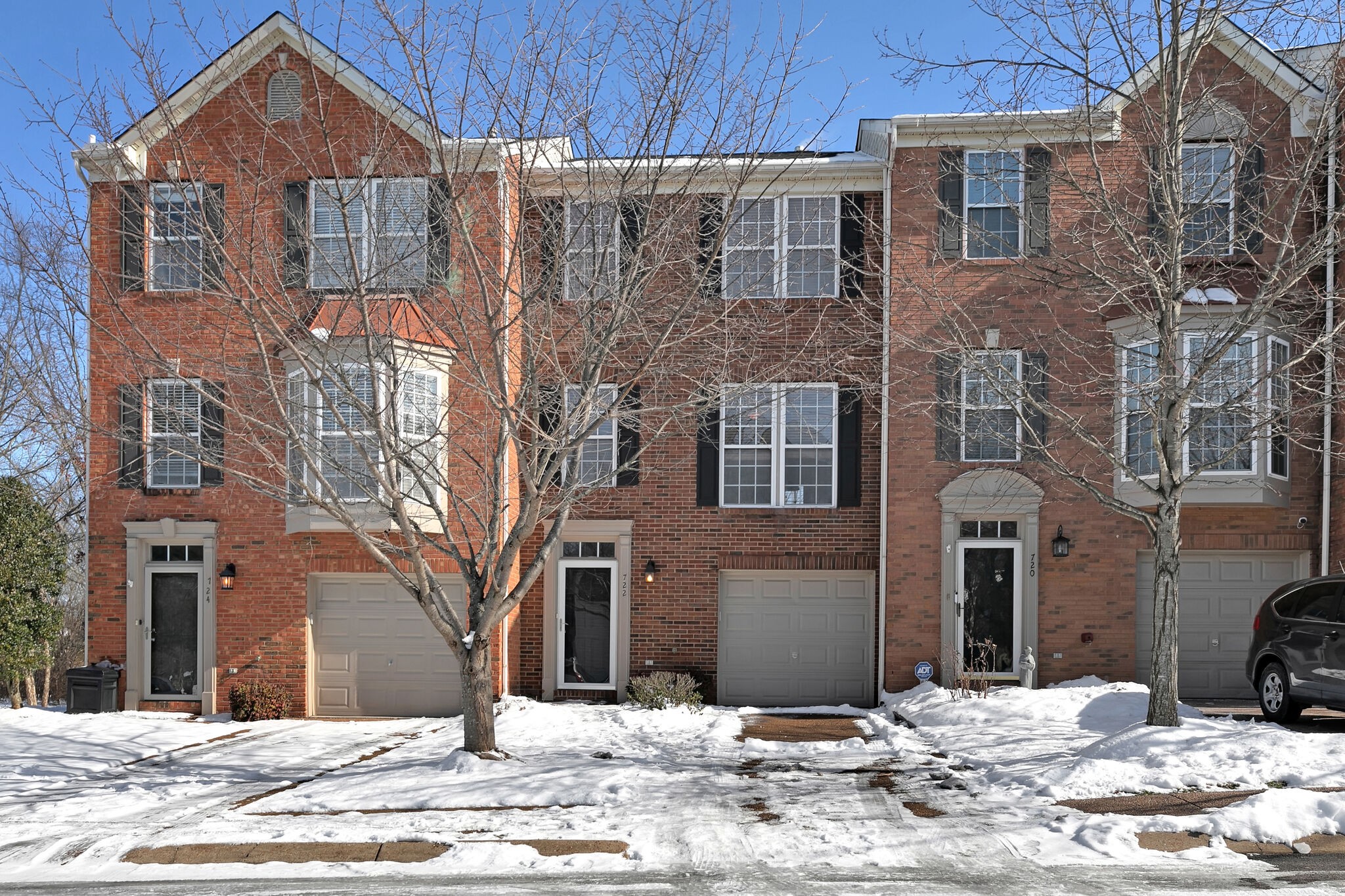 722 Huffine Manor Cir