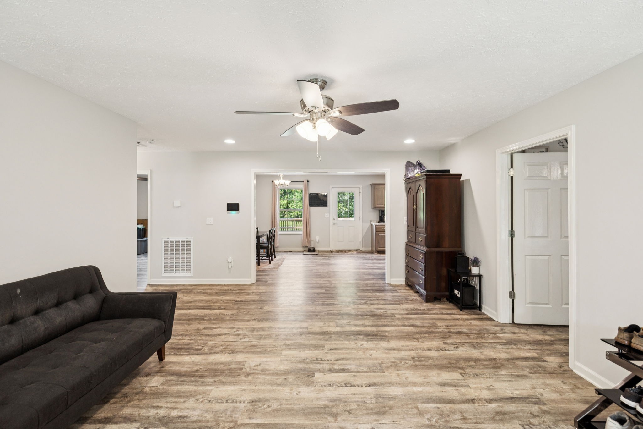 372 Summitville Rd