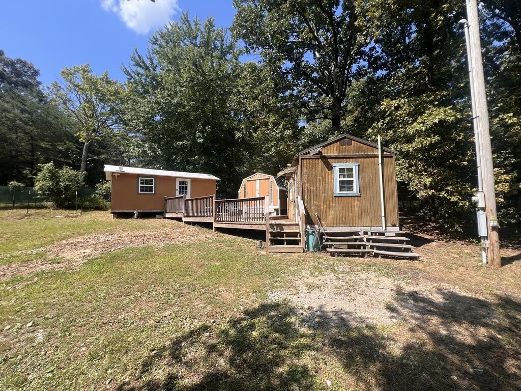 105 H Warren Ln