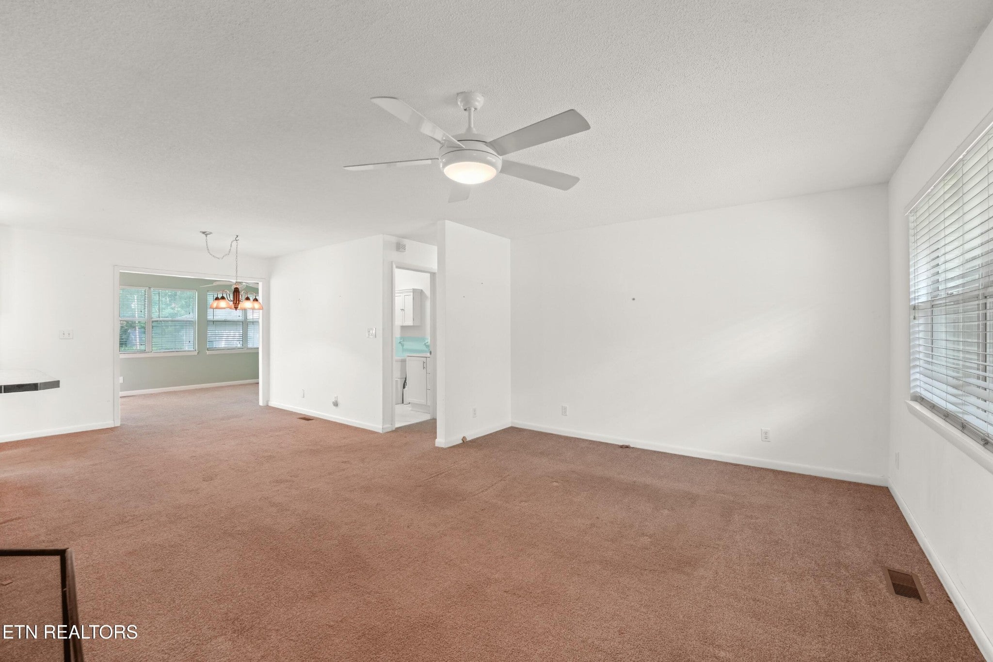 9136 Hondo Drive