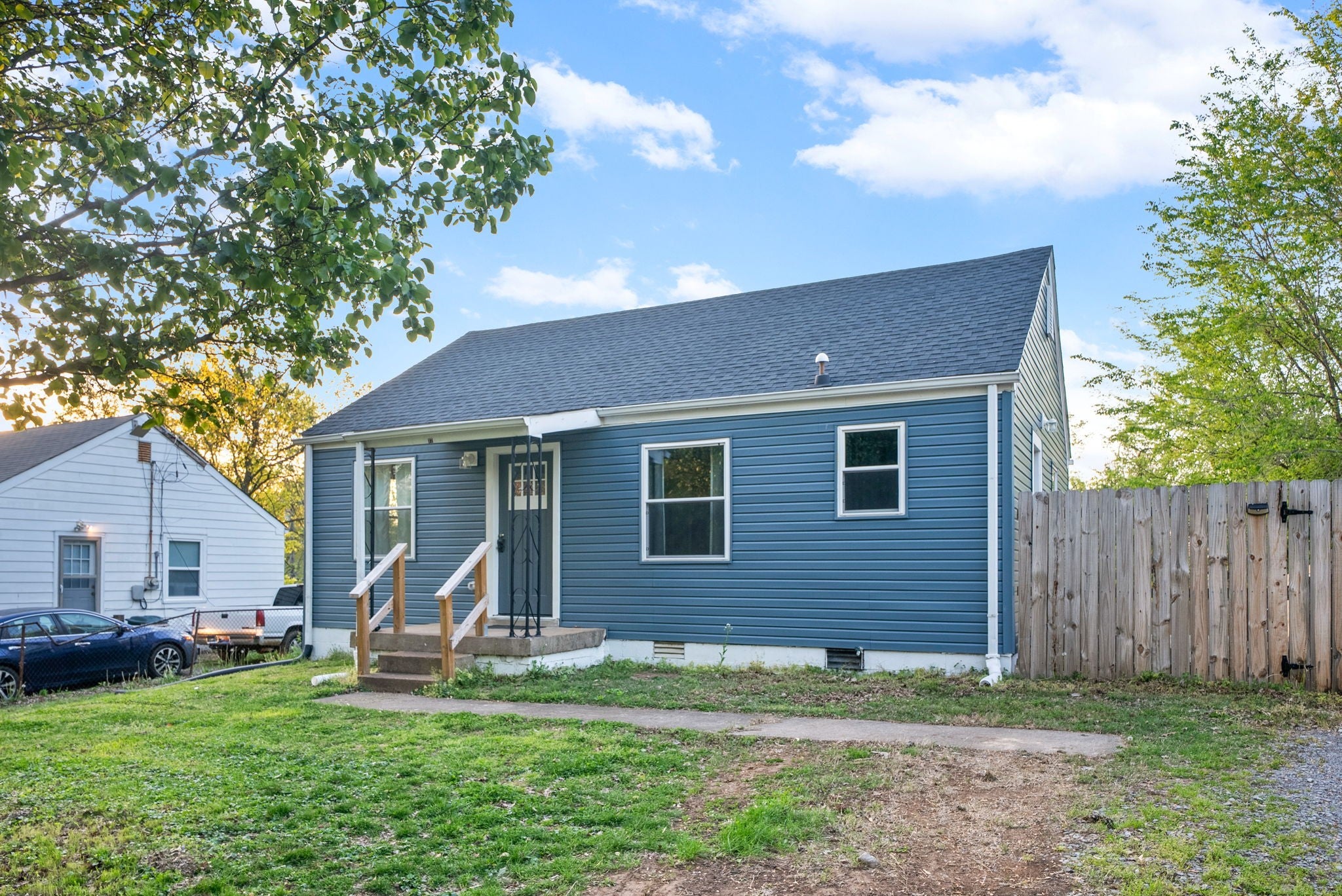 37 Maple St