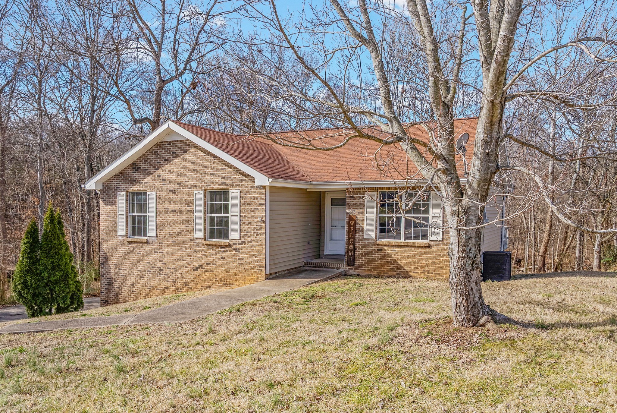 1315 Hand Dr