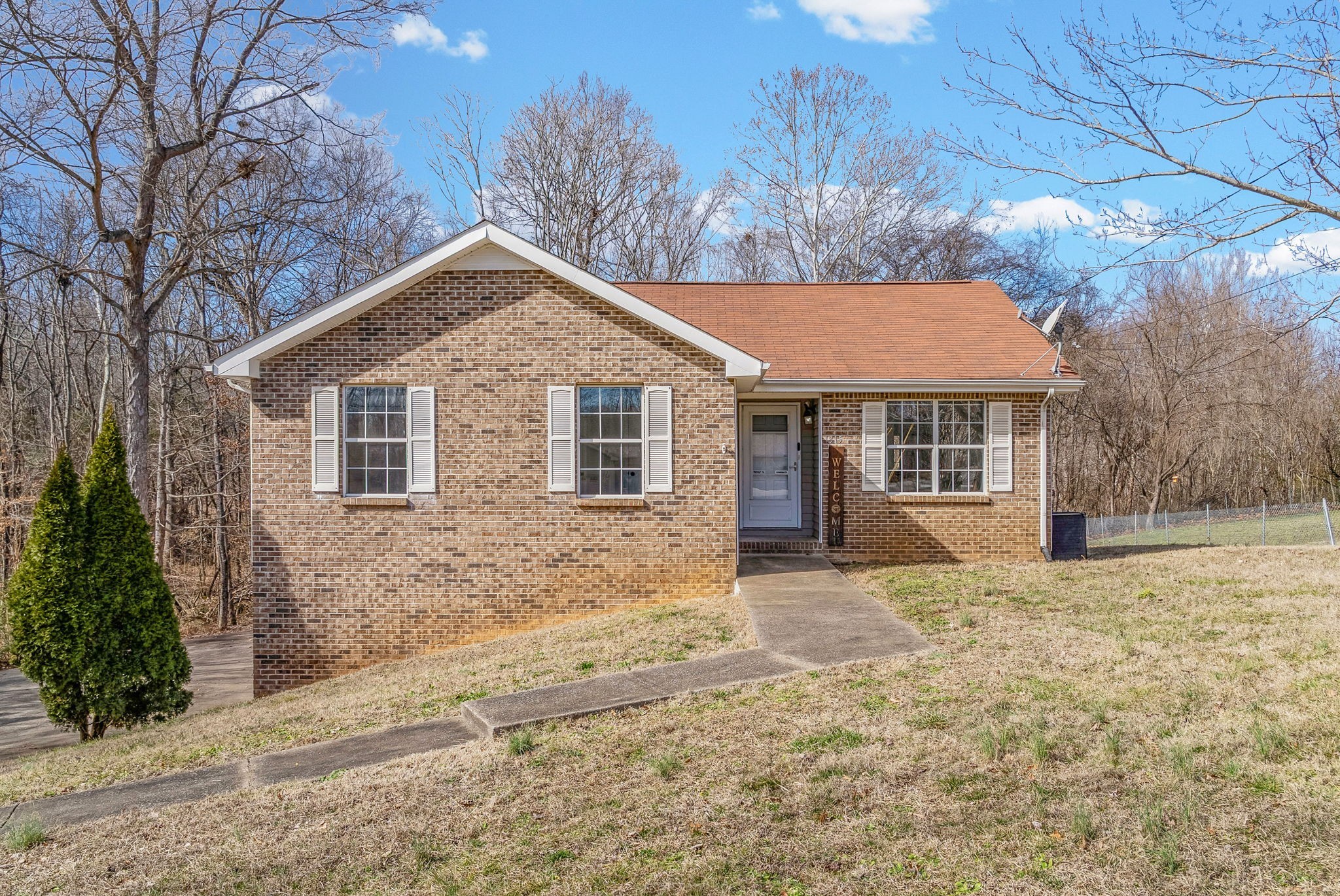 1315 Hand Dr