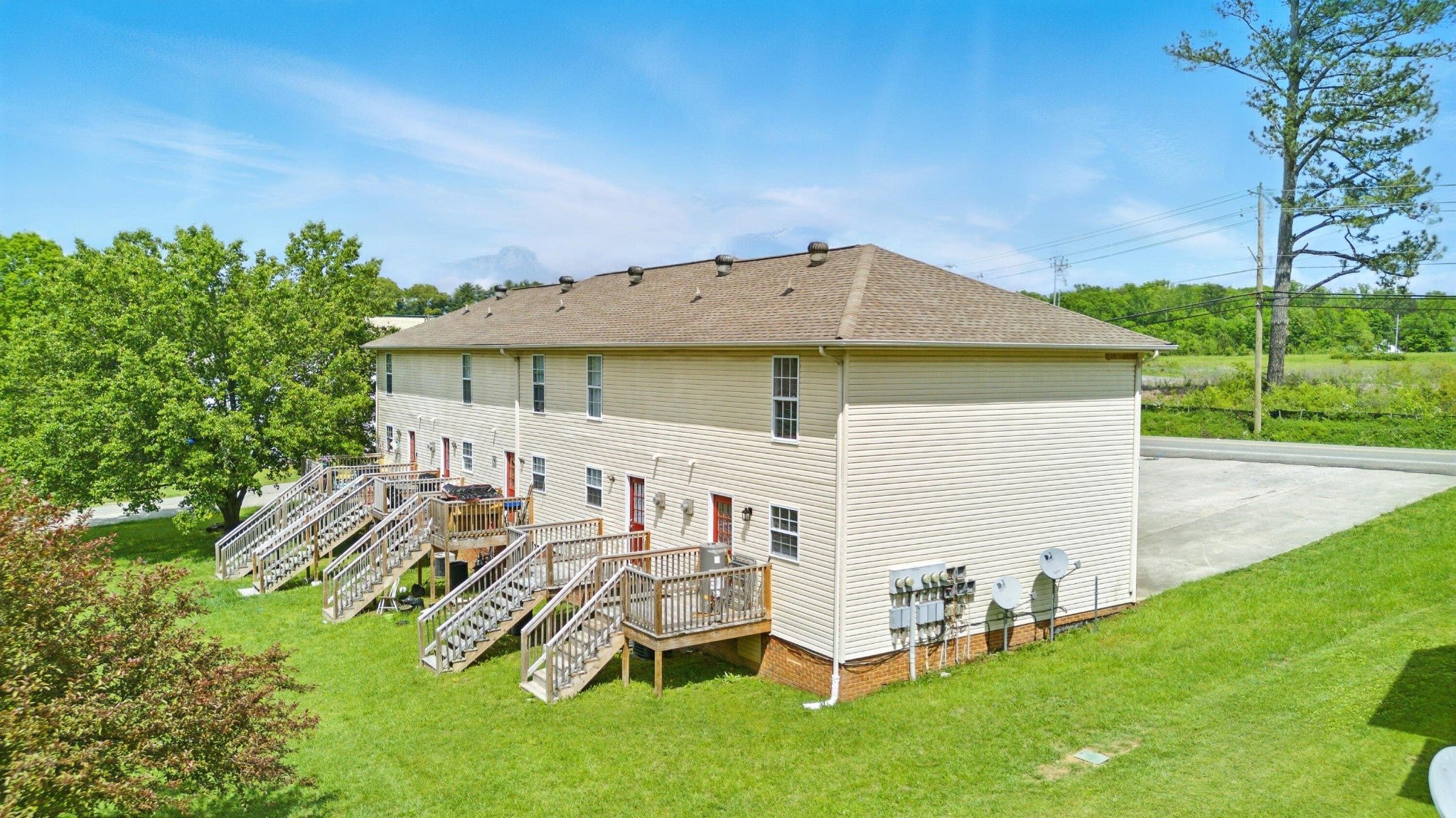 2861 Michigan Ave Road NE