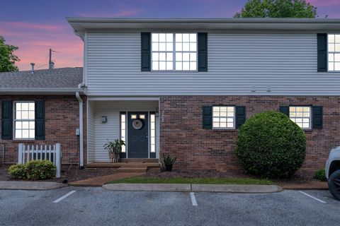 Photo of 123 Eastdale Ln, Dickson, TN 37055 (MLS # 3124448)