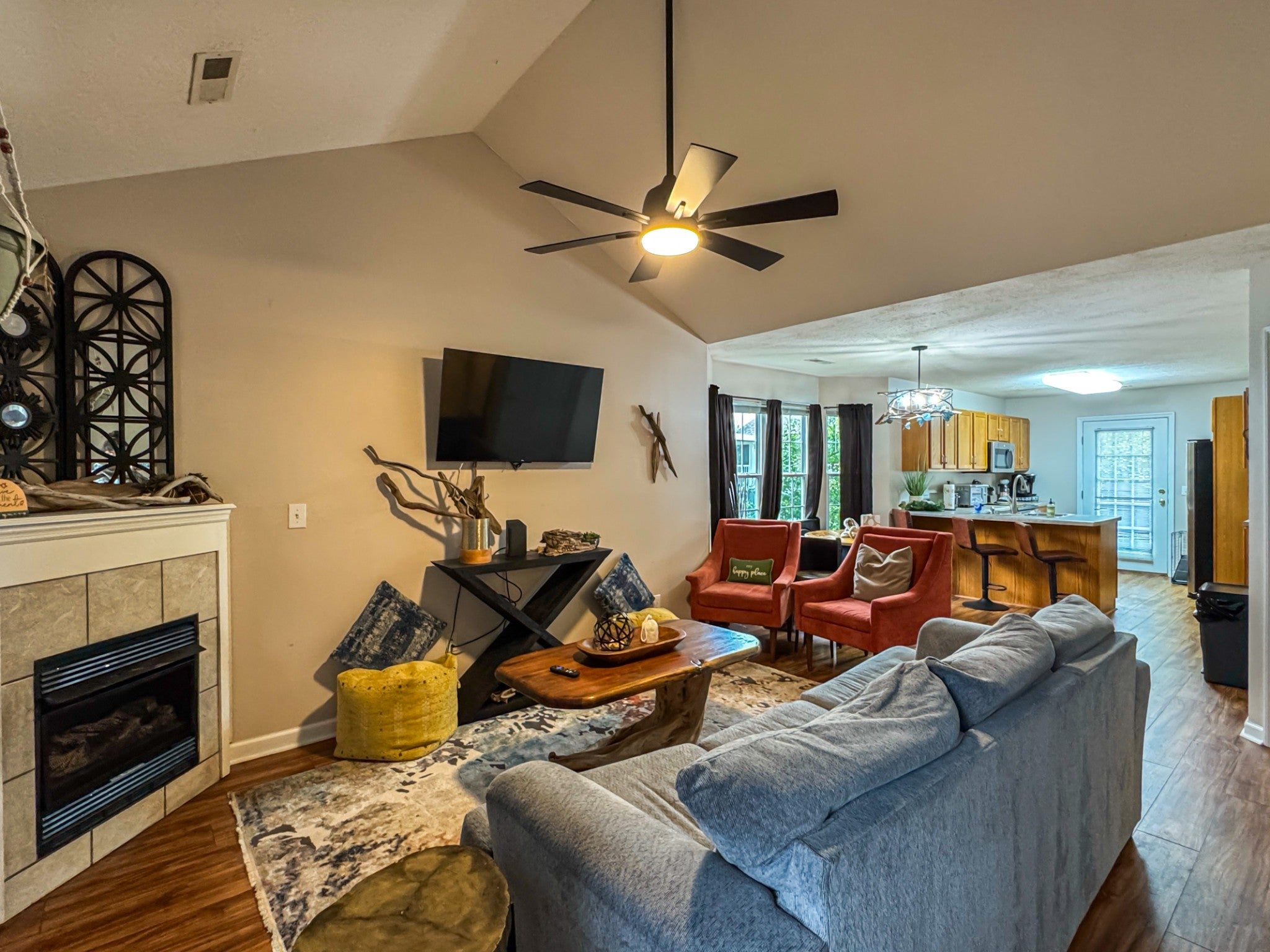 851 Plantation Dr