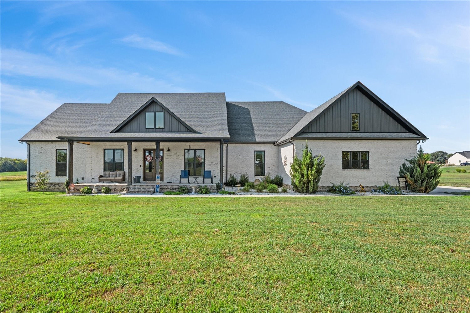 742 Kingdom Rd