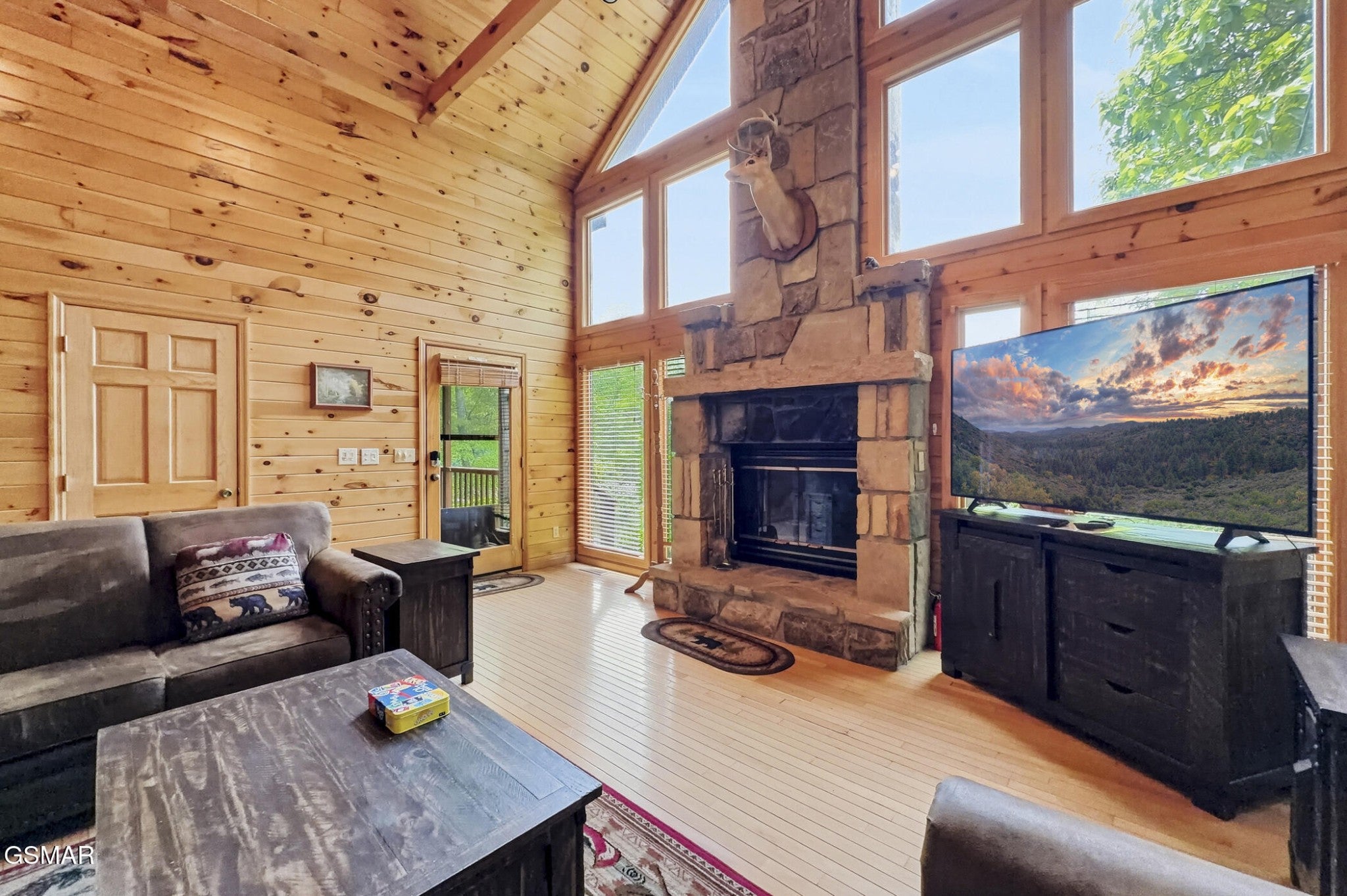 817 Sunshine Trail