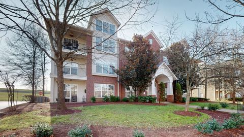 2000 Newark Ln F302 Thompsons Station TN 37179