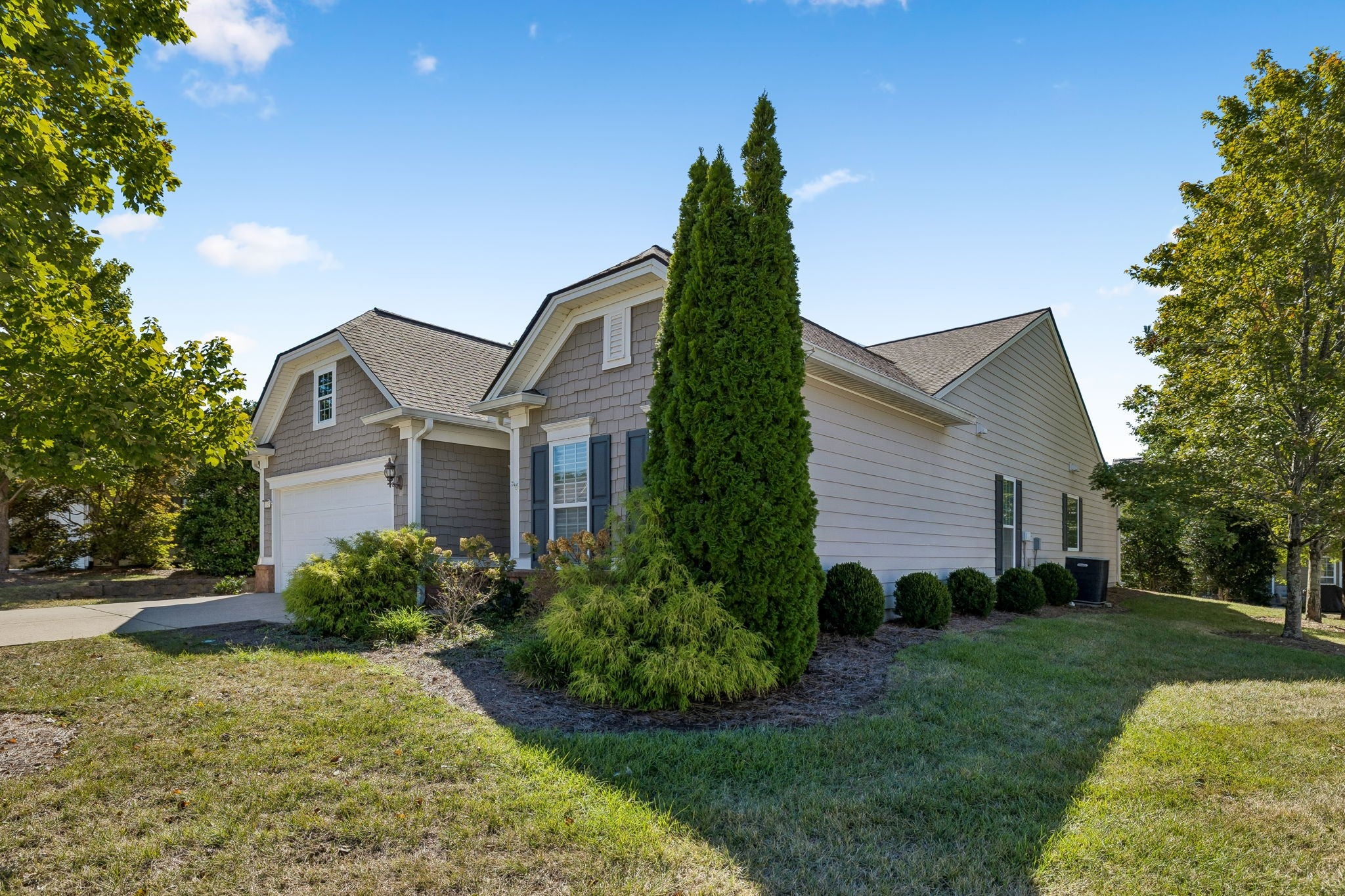 1145 Bastion Cir