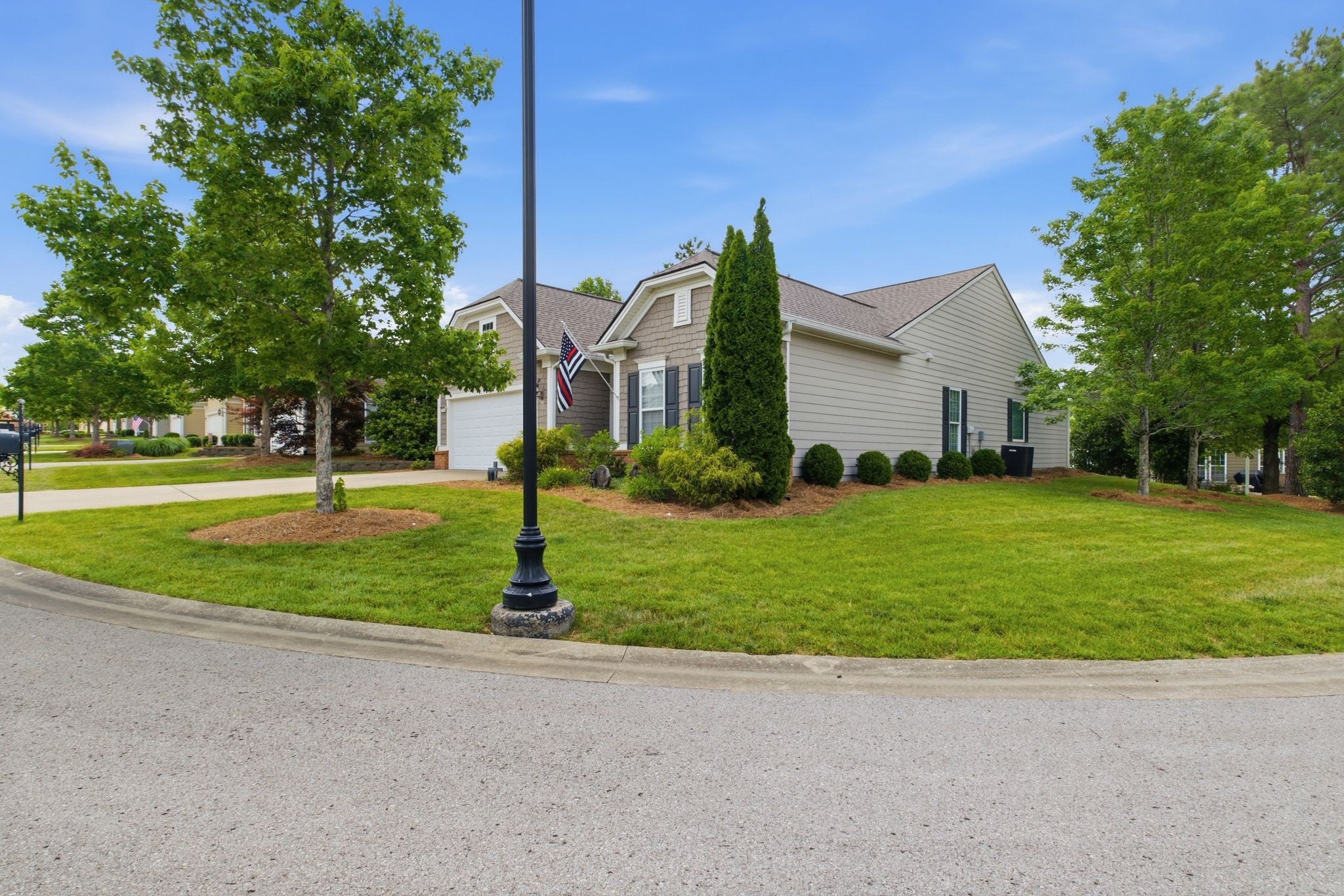 1145 Bastion Cir