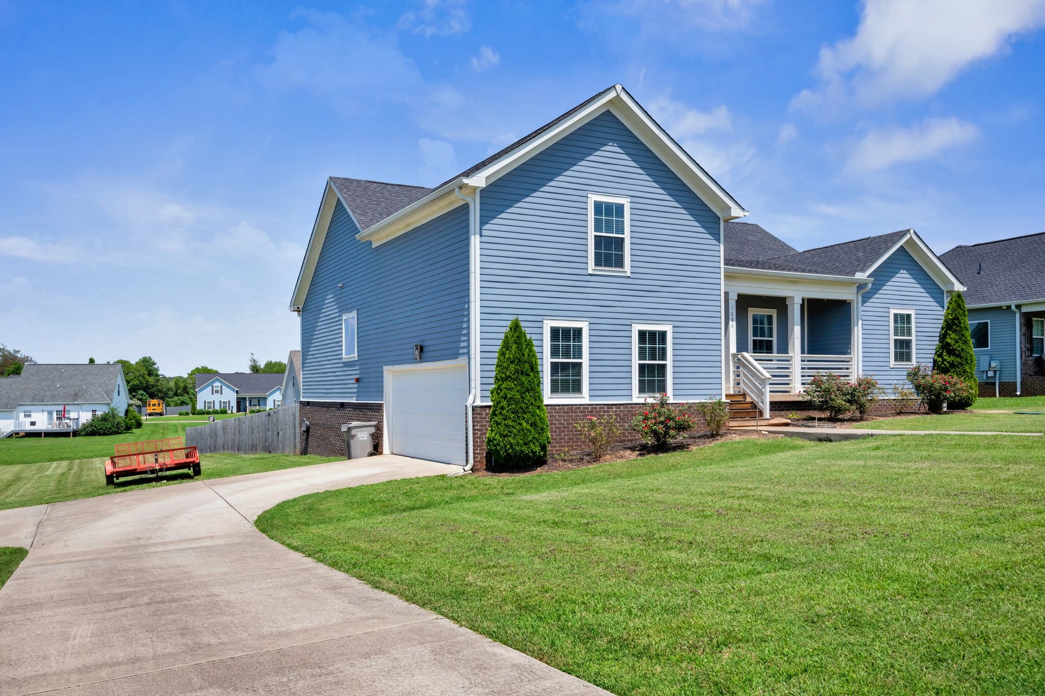 1021 Tulip Dr