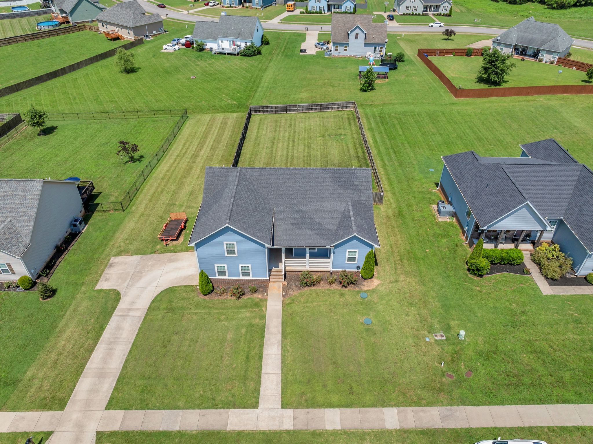 1021 Tulip Dr