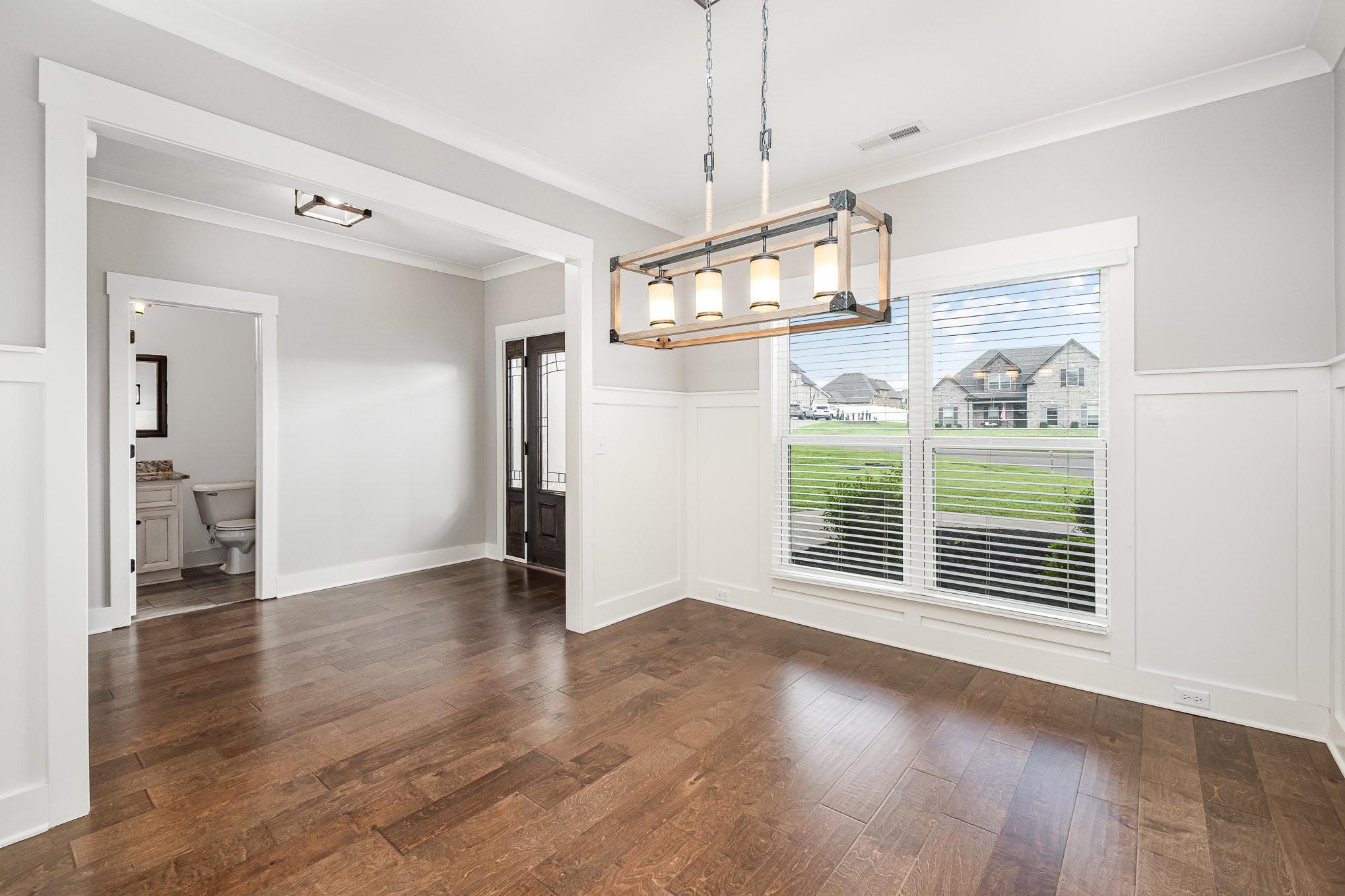1130 Escalade Ct