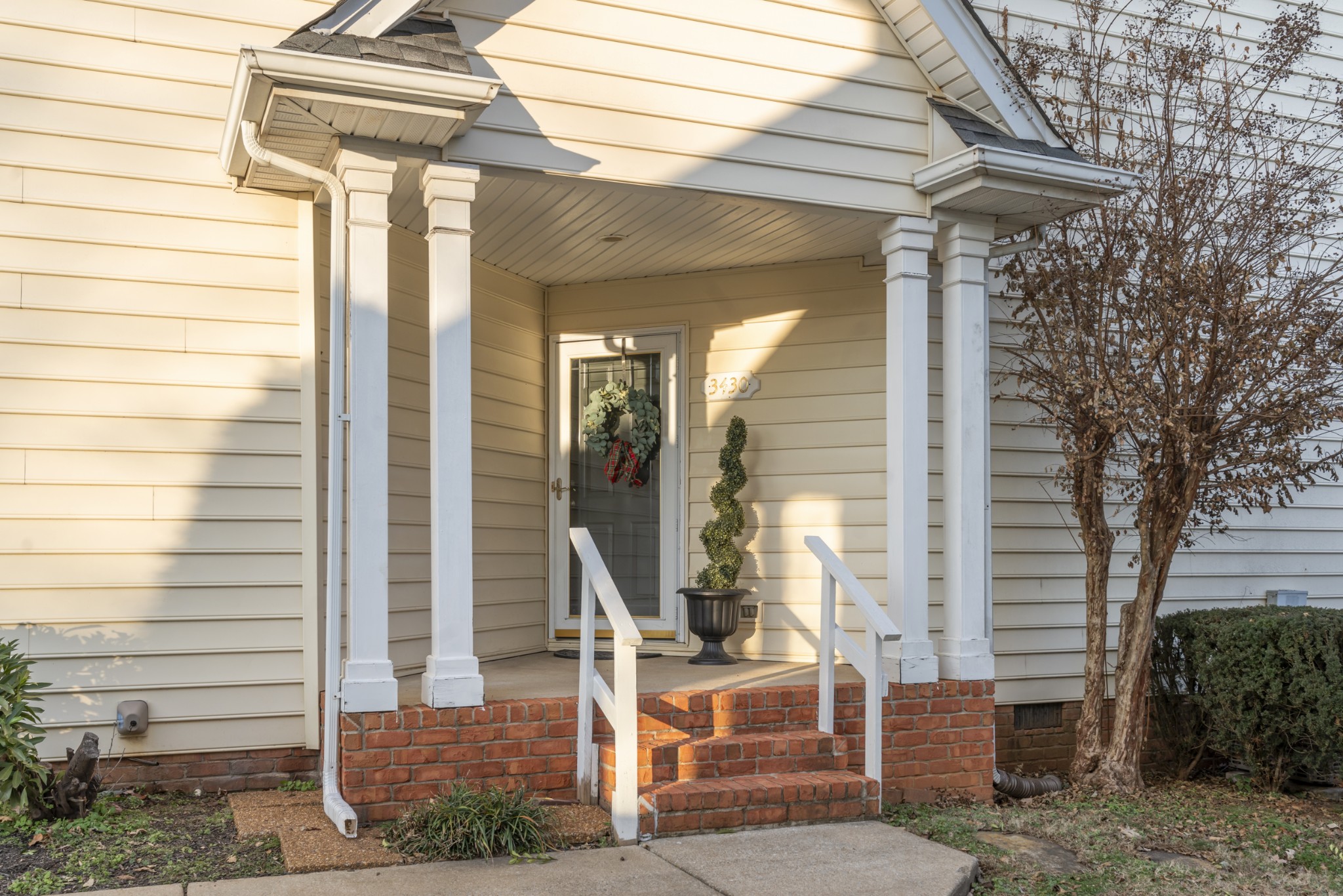 3430 Regency Park Dr