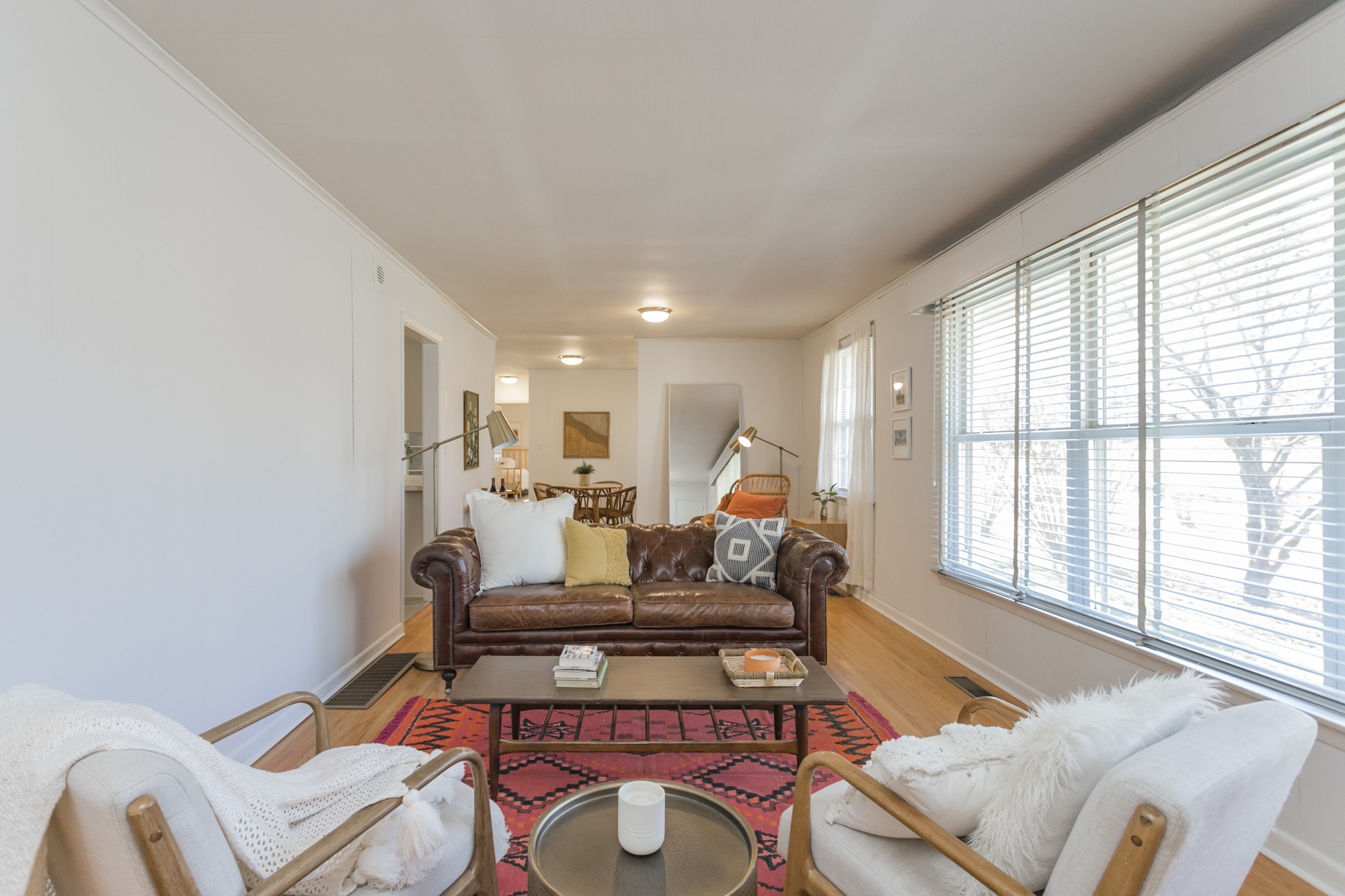 215 Donna Dr
