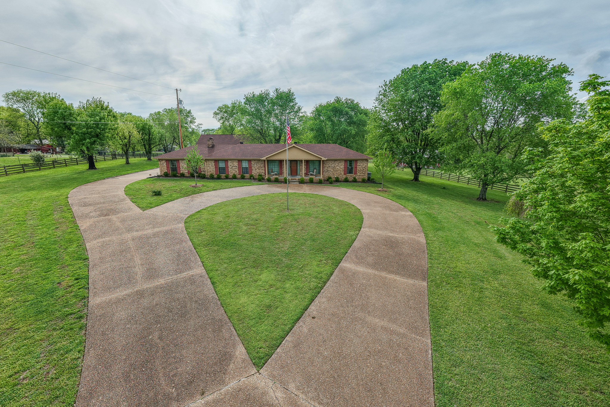 117 Brights Ln