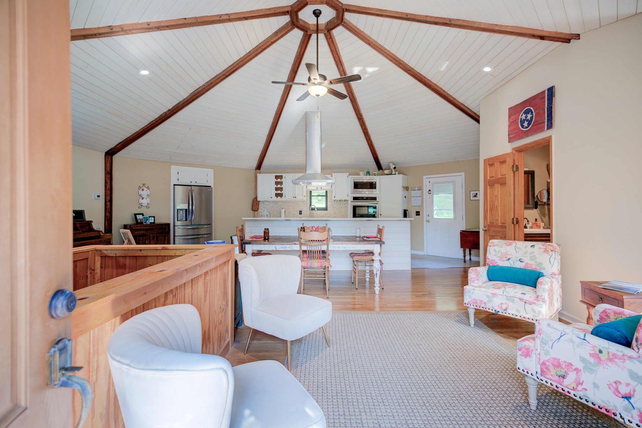 1216 Sams Creek Rd