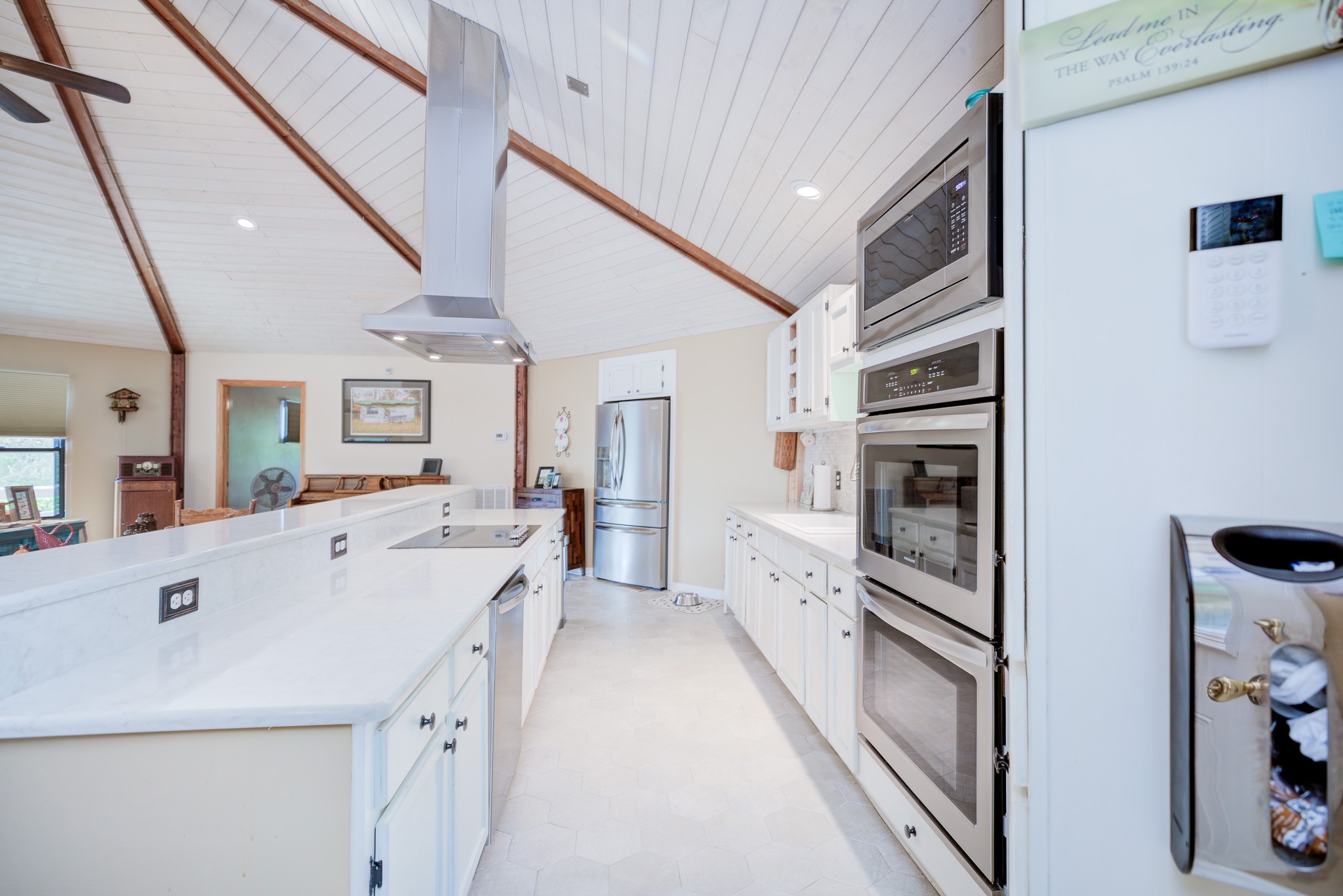 1216 Sams Creek Rd