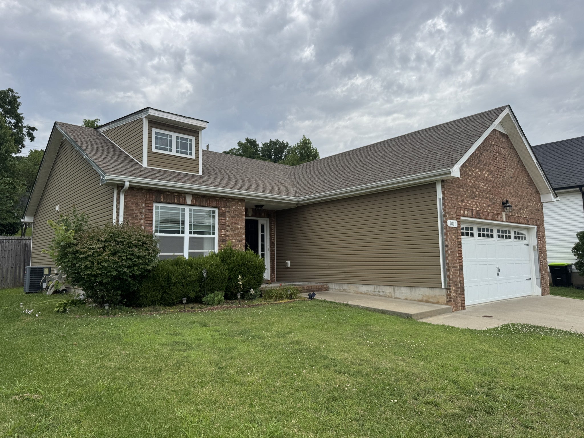 1011 Orchard Hills Dr