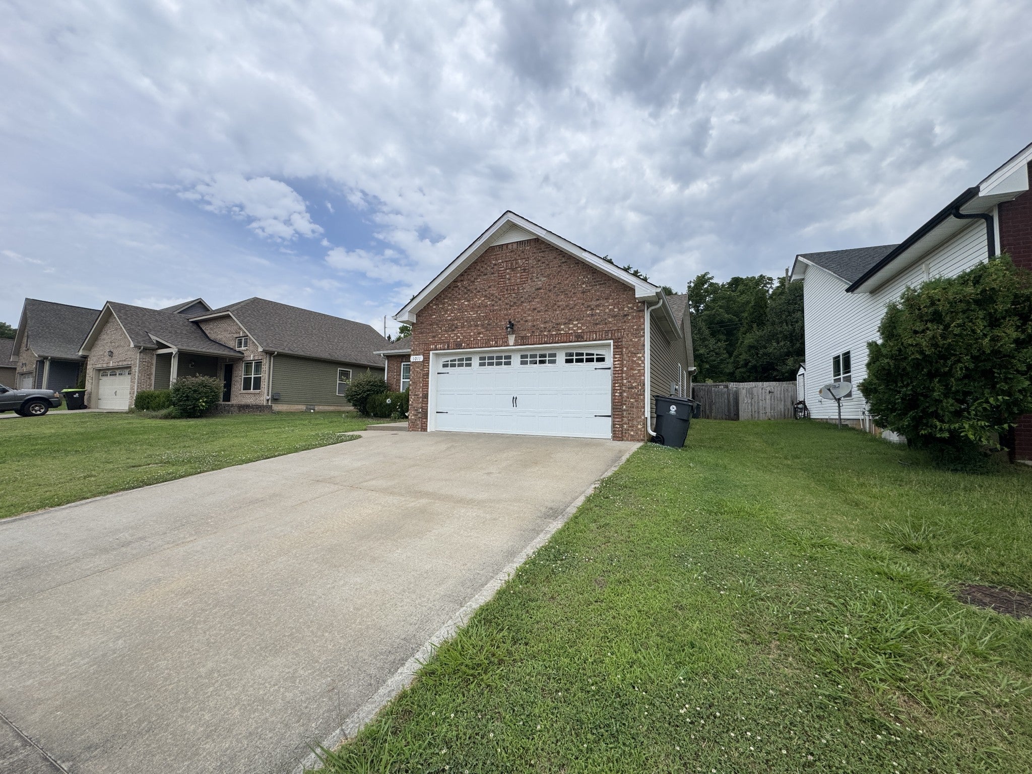 1011 Orchard Hills Dr