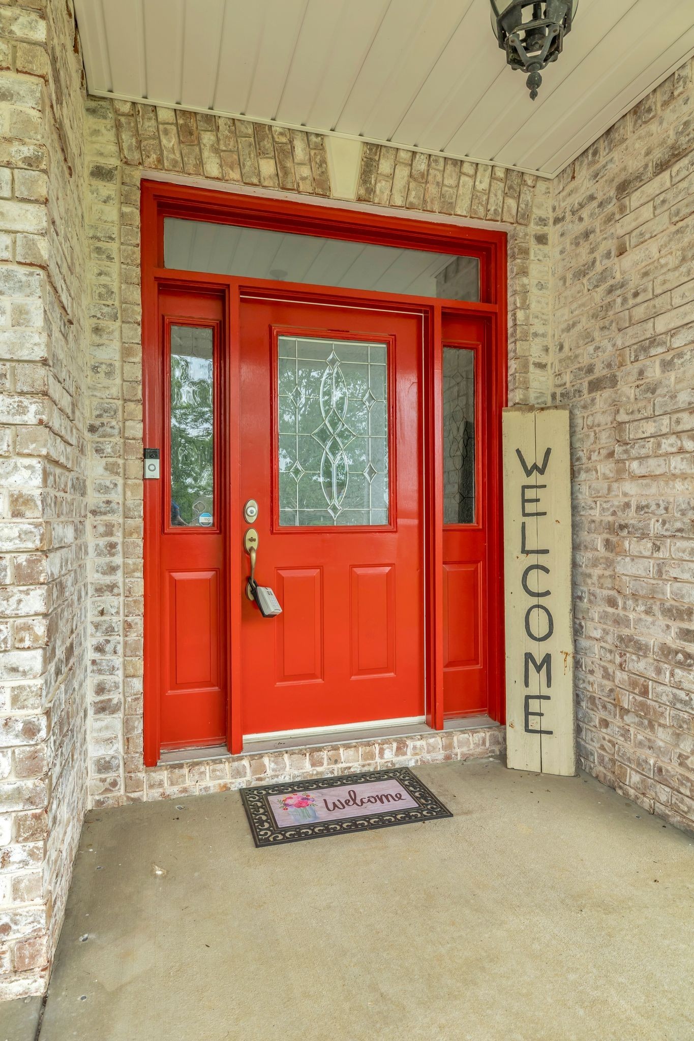 3906 Rowland Rd