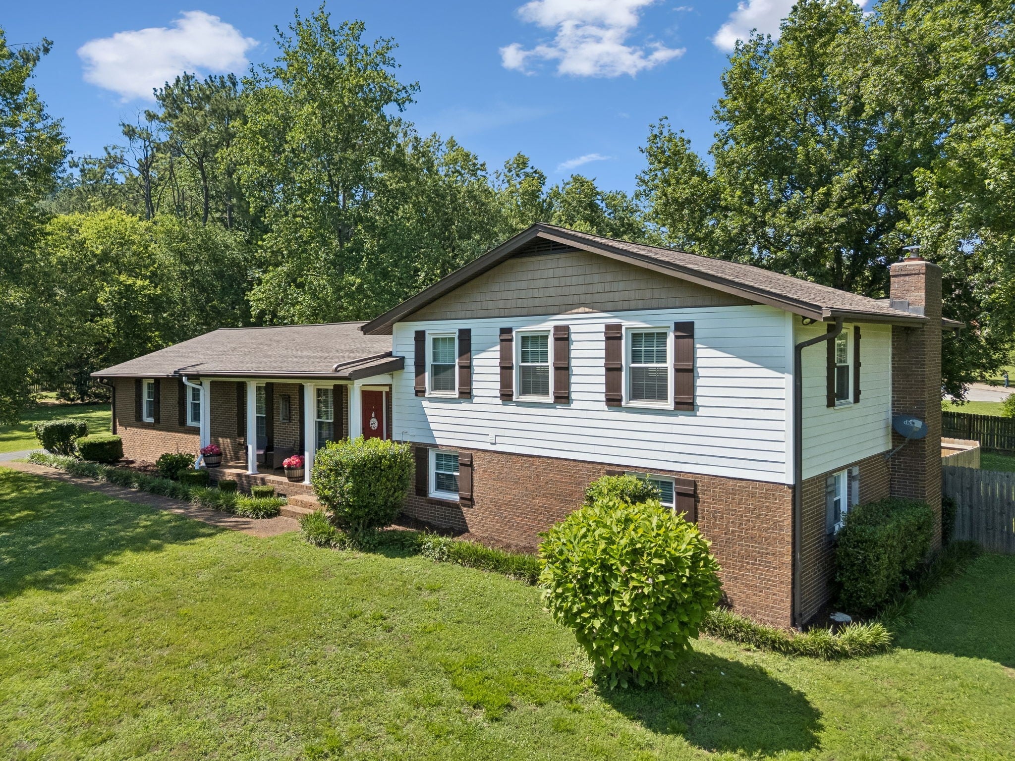 101 Century Oak Dr