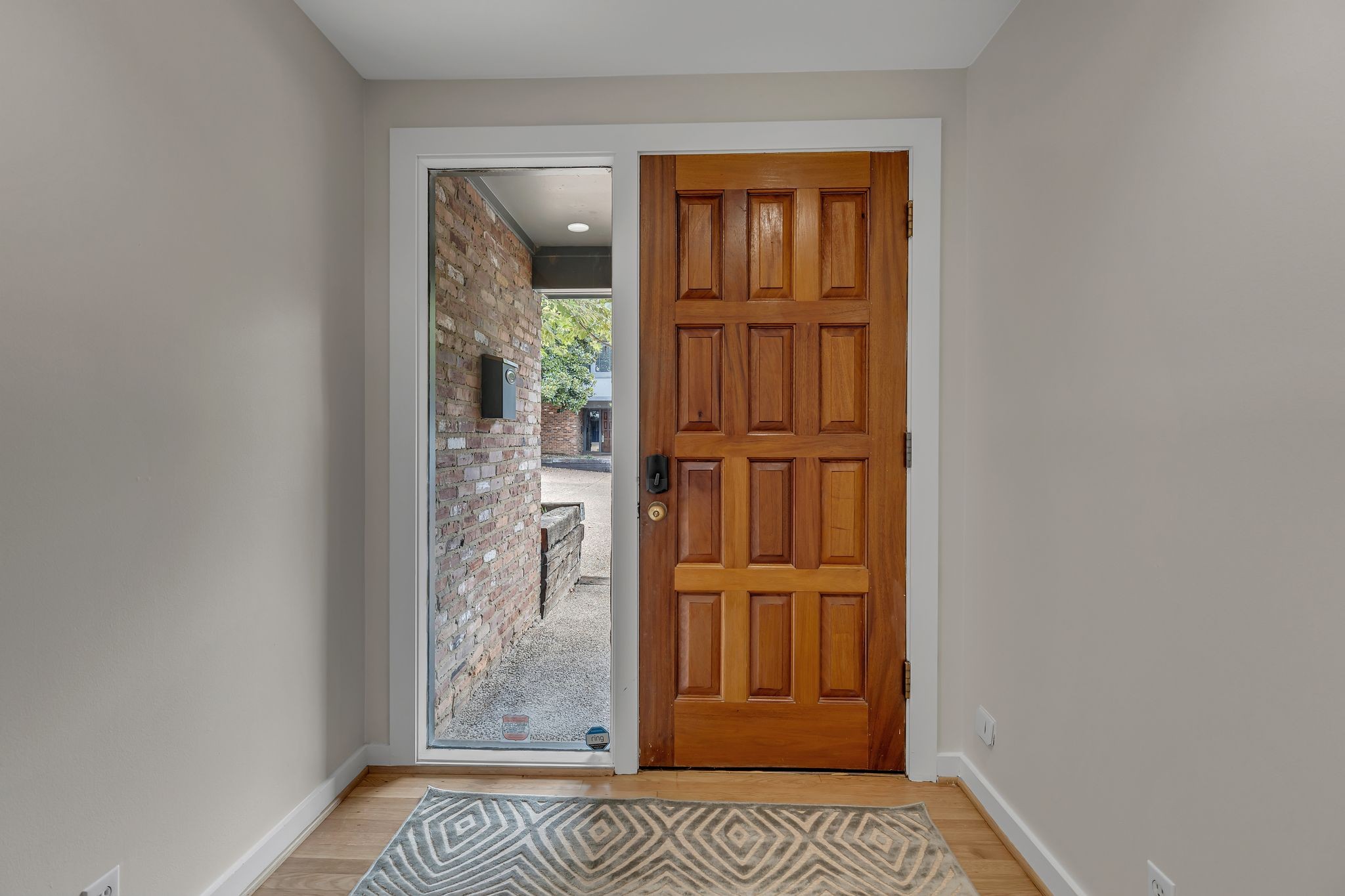 118 Hampton Pl