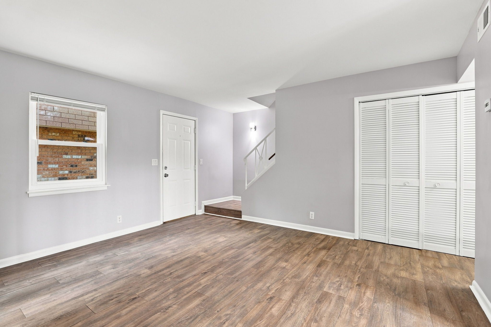 370 Wallace Rd C6