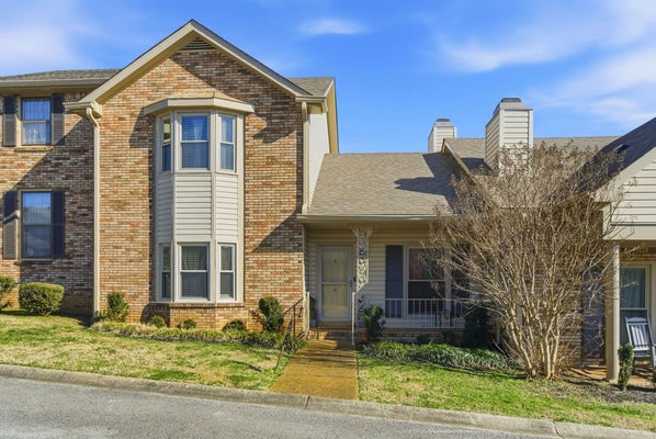1818 MEMORIAL DR APT 18, CLARKSVILLE, TN 37043 - Image d6403500a9b8e27a03e0cb92b7b87d91/3840771657