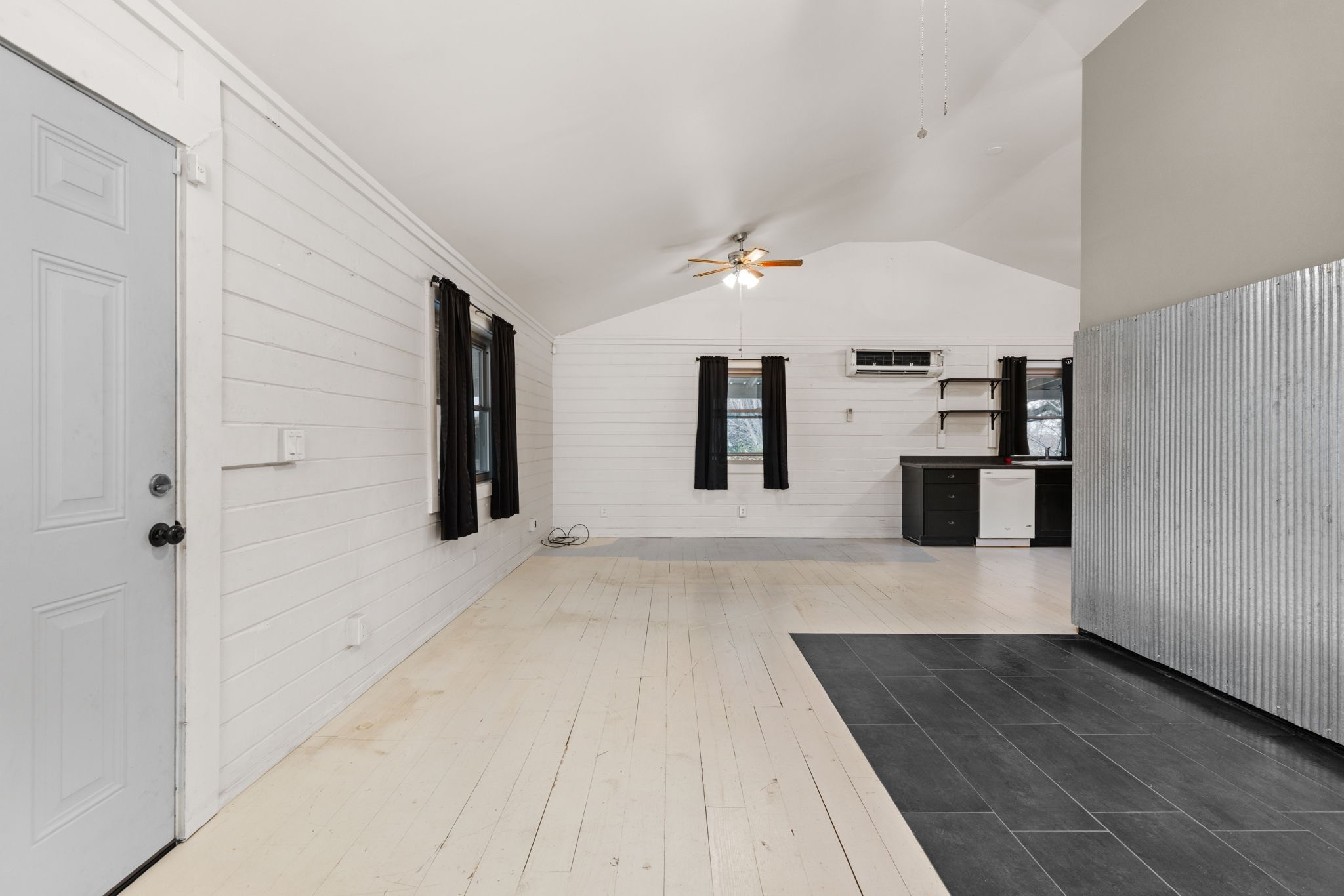 9680 Buttermilk Ridge Rd